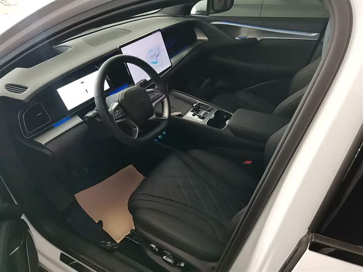 Фото 14 - BYD Sea Lion 07 EV