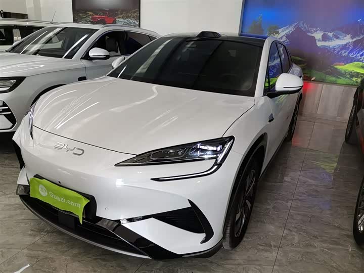 Фото 2 - BYD Sea Lion 07 EV