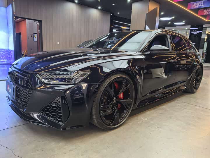 Фото 1 - Audi RS 6