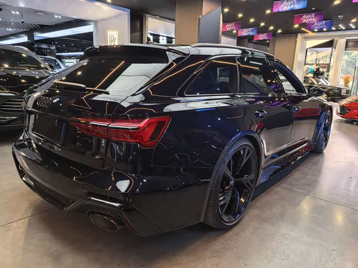 Фото 4 - Audi RS 6