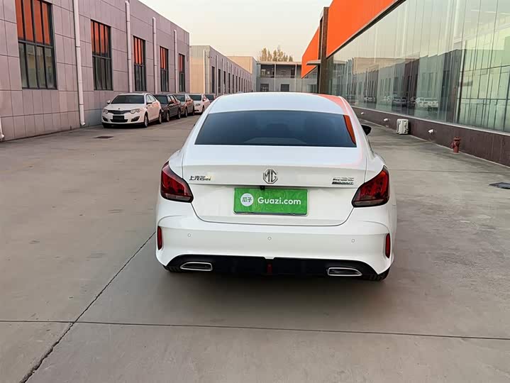 Фото 13 - MG Motor 5