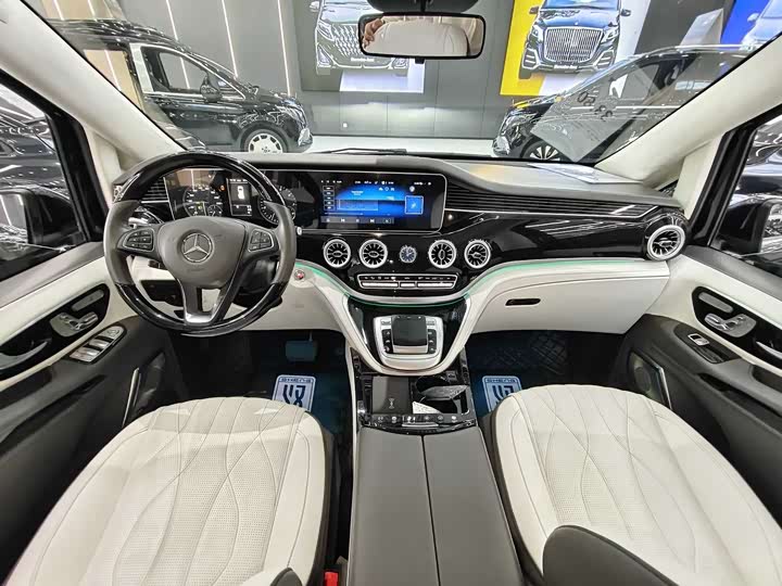 Фото 10 - Mercedes-Benz Vito