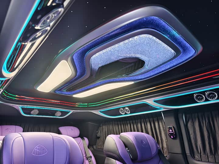 Фото 21 - Mercedes-Benz Vito