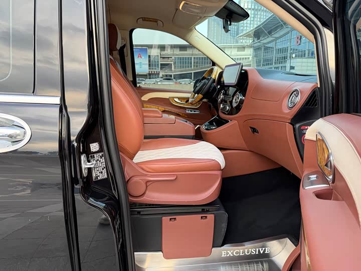 Фото 13 - Mercedes-Benz Vito