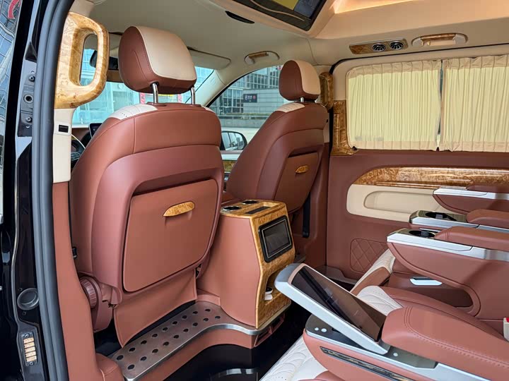 Фото 16 - Mercedes-Benz Vito