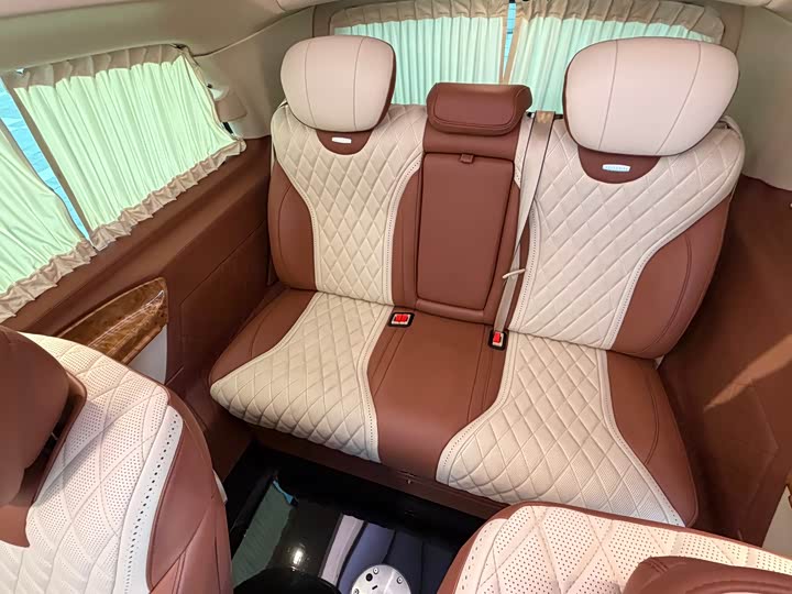 Фото 23 - Mercedes-Benz Vito