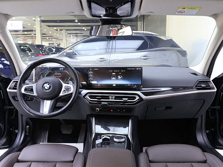 Фото 9 - BMW 3 Series