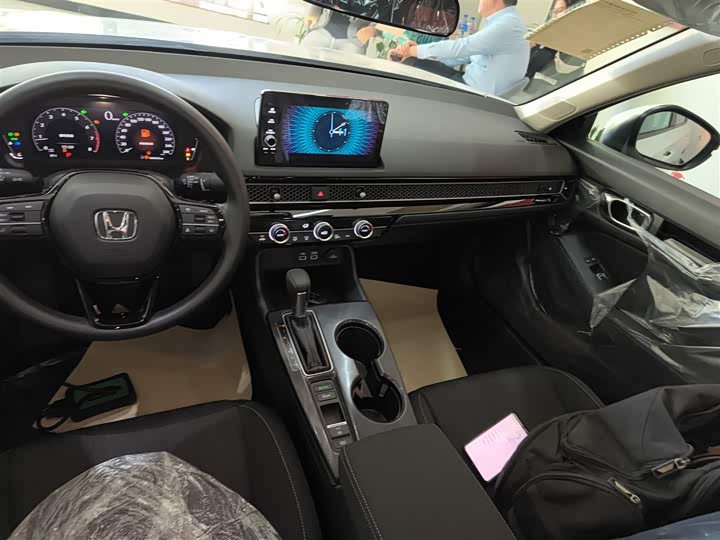 Фото 14 - Honda Civic