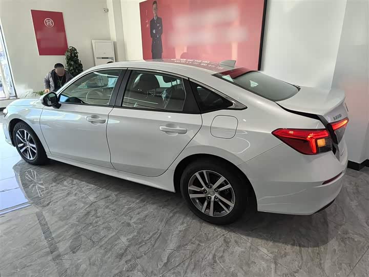 Фото 5 - Honda Civic