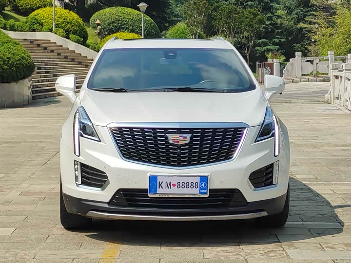 Фото 3 - Cadillac XT5