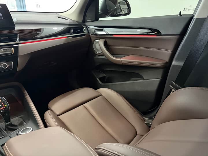 Фото 15 - BMW X1