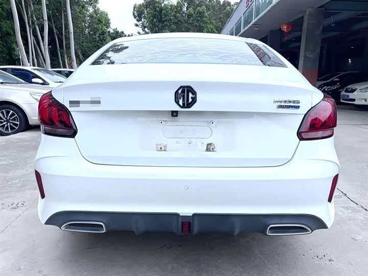 Фото 13 - MG Motor 5