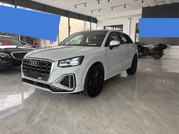 Фото 1 - Audi Q2L