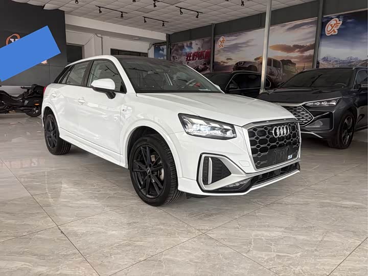 Фото 3 - Audi Q2L