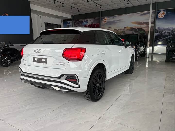 Фото 9 - Audi Q2L