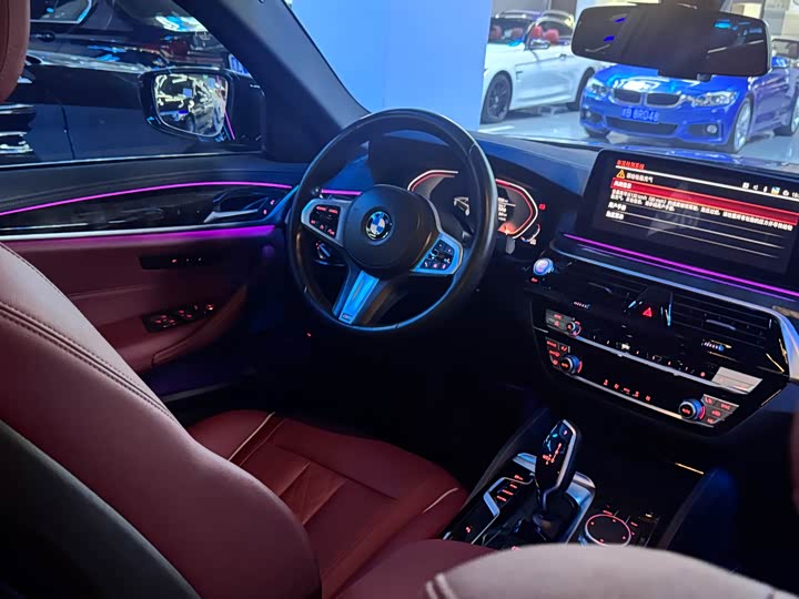 Фото 10 - BMW 5 Series