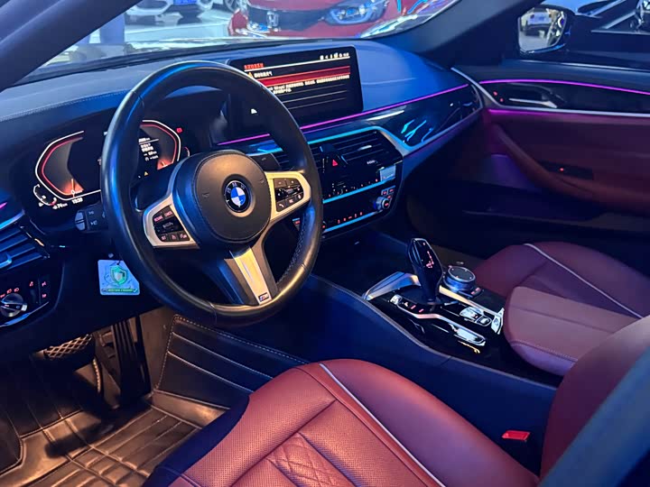 Фото 12 - BMW 5 Series