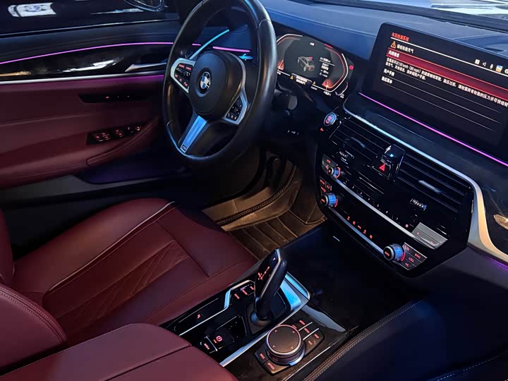 Фото 4 - BMW 5 Series