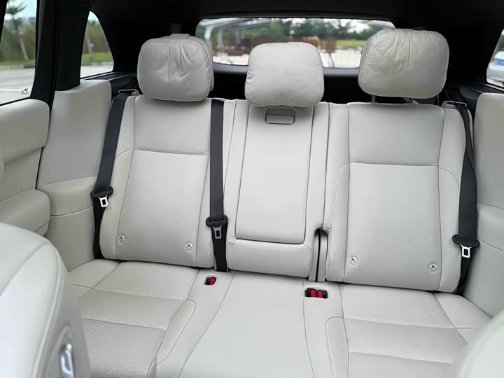 Фото 18 - LiXiang L7