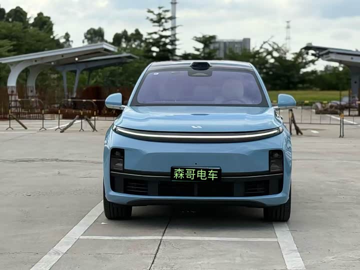 Фото 2 - LiXiang L7