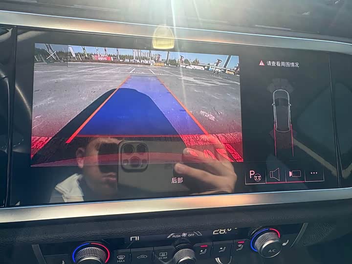 Фото 13 - Audi Q3