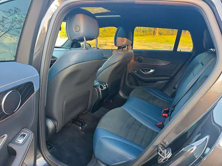 Фото 7 - Mercedes-Benz EQC