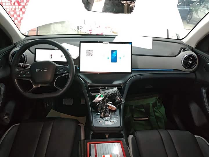 Фото 10 - BYD Sea Lion 05 DM-i Hybrid