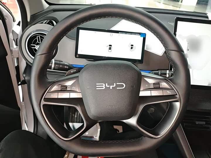 Фото 11 - BYD Sea Lion 05 DM-i Hybrid