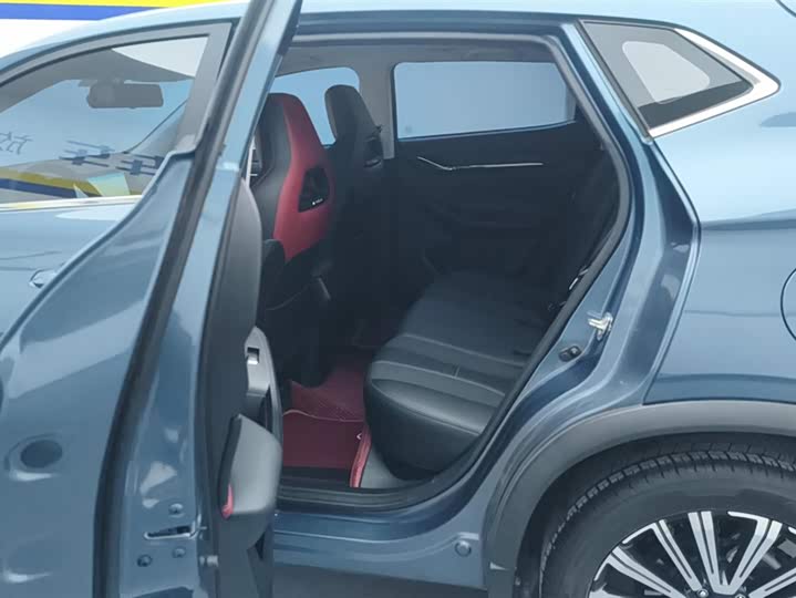 Фото 11 - Changan Oshan X5