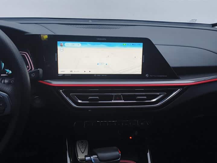 Фото 13 - Changan Oshan X5