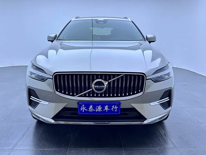Фото 2 - Volvo XC60