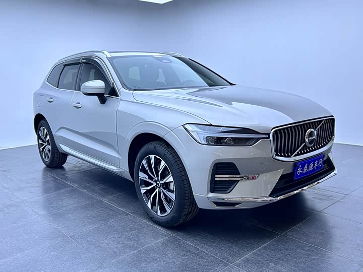 Фото 3 - Volvo XC60