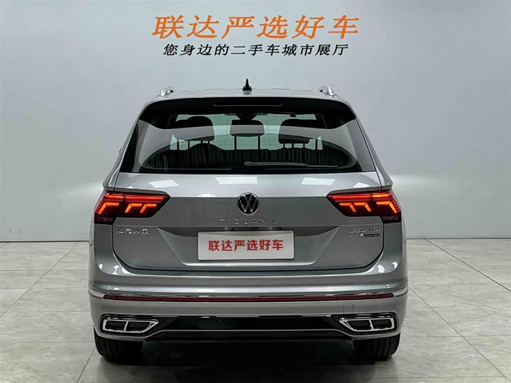 Фото 26 - Volkswagen Tiguan L Pro