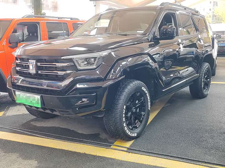 Фото 1 - Tank 400 Hybrid