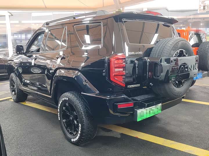 Фото 21 - Tank 400 Hybrid