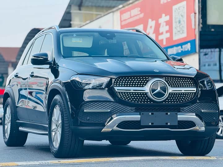 Фото 3 - Mercedes-Benz GLE-Class