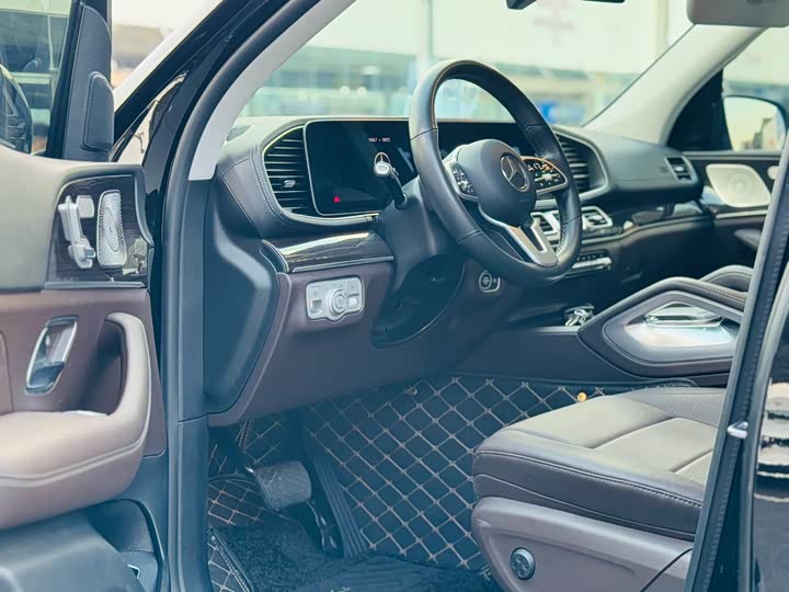 Фото 4 - Mercedes-Benz GLE-Class