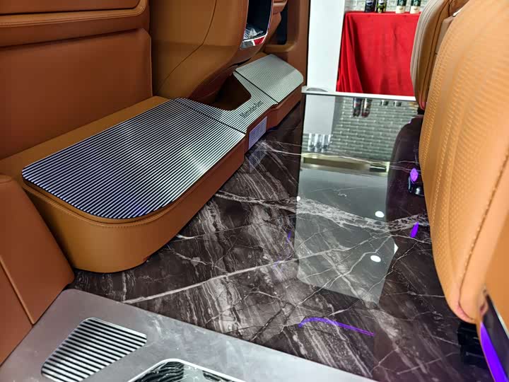Фото 5 - Mercedes-Benz Vito