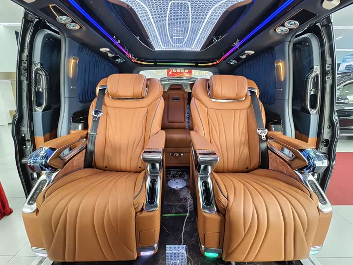 Фото 6 - Mercedes-Benz Vito