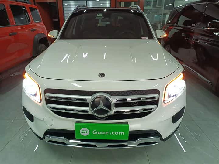 Фото 3 - Mercedes-Benz GLB-Class
