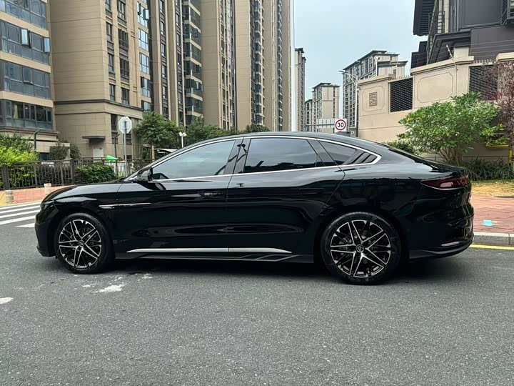 Фото 6 - BYD Han