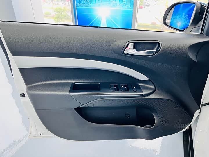 Фото 11 - Kia KX1