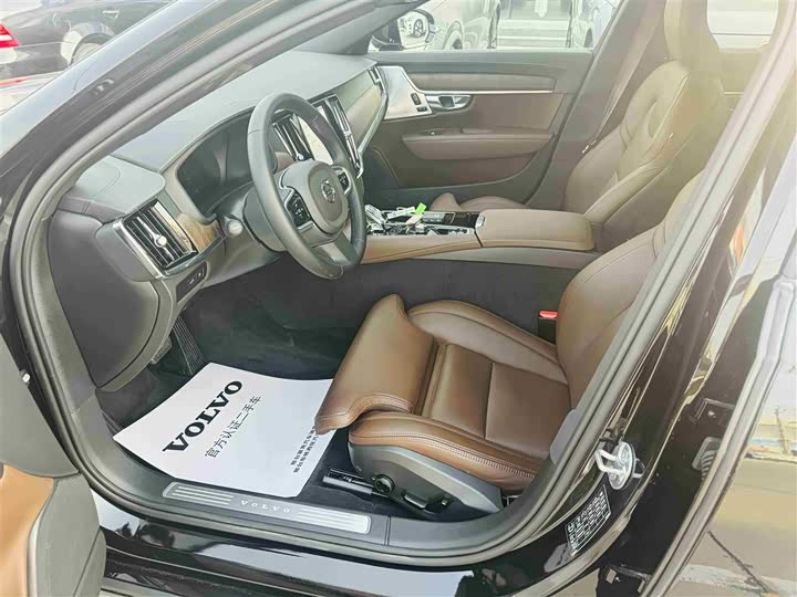 Фото 11 - Volvo S90 Hybrid