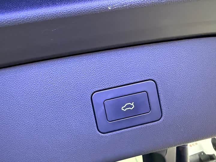 Фото 15 - Luxeed R7