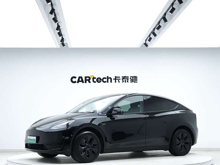 Фото 1 - Tesla Model Y