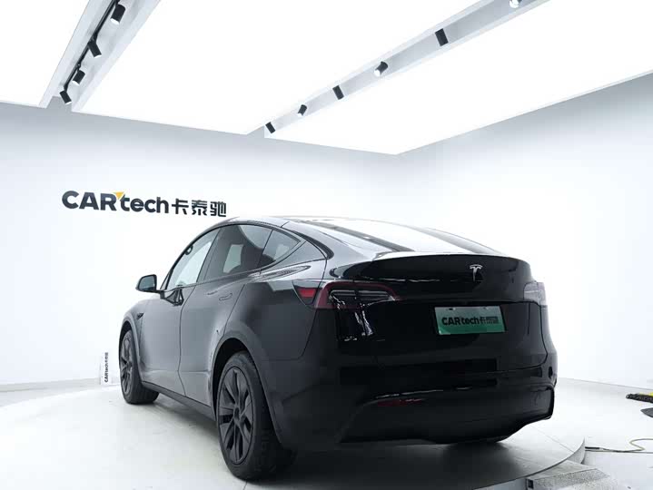 Фото 7 - Tesla Model Y