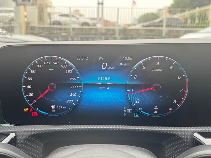 Фото 13 - Mercedes-Benz CLA-Class