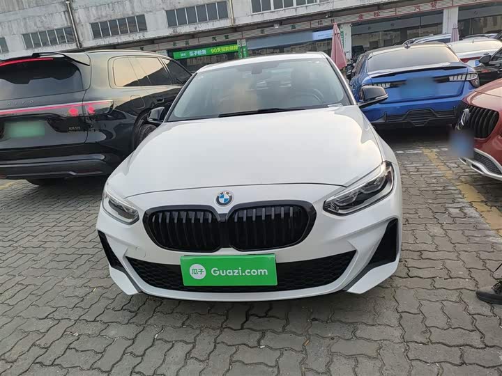 Фото 3 - BMW 1 Series