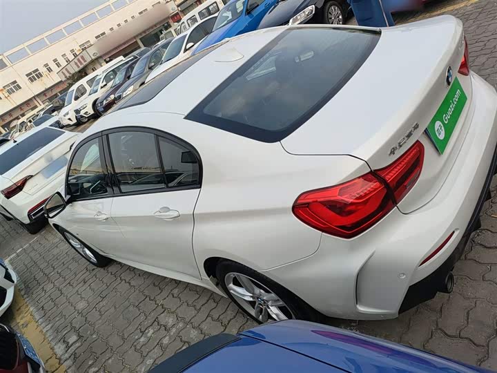 Фото 5 - BMW 1 Series