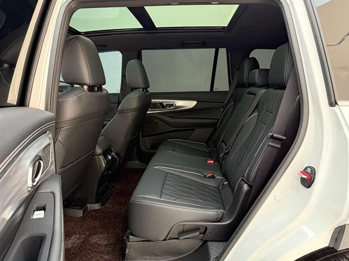 Фото 18 - GAC Trumpchi GS8